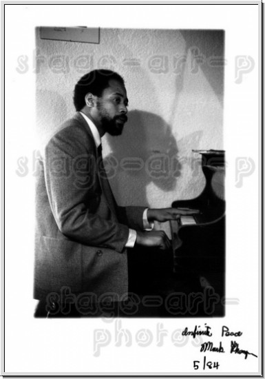 Mark Thompson (Chico Freeman Quartet)