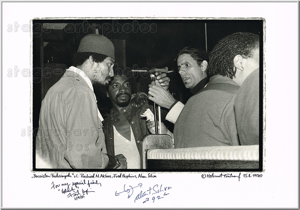 -Bass-Players-talk shop", v.l. Rashied Al Akbar & Fred Hopkins & Alan Silver